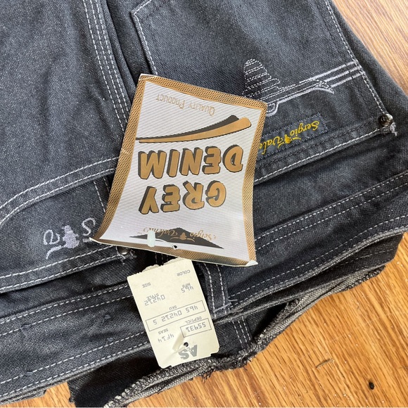 Jeans - Picture 11 of 11